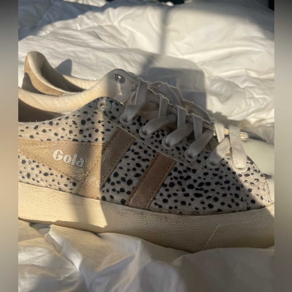 Gola sneakers - women’s size 8.